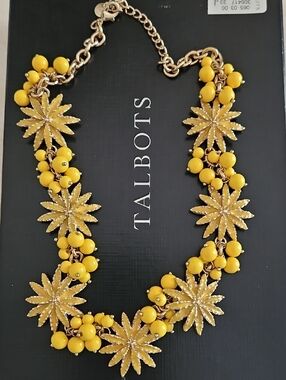 Talbots Necklace.NWT